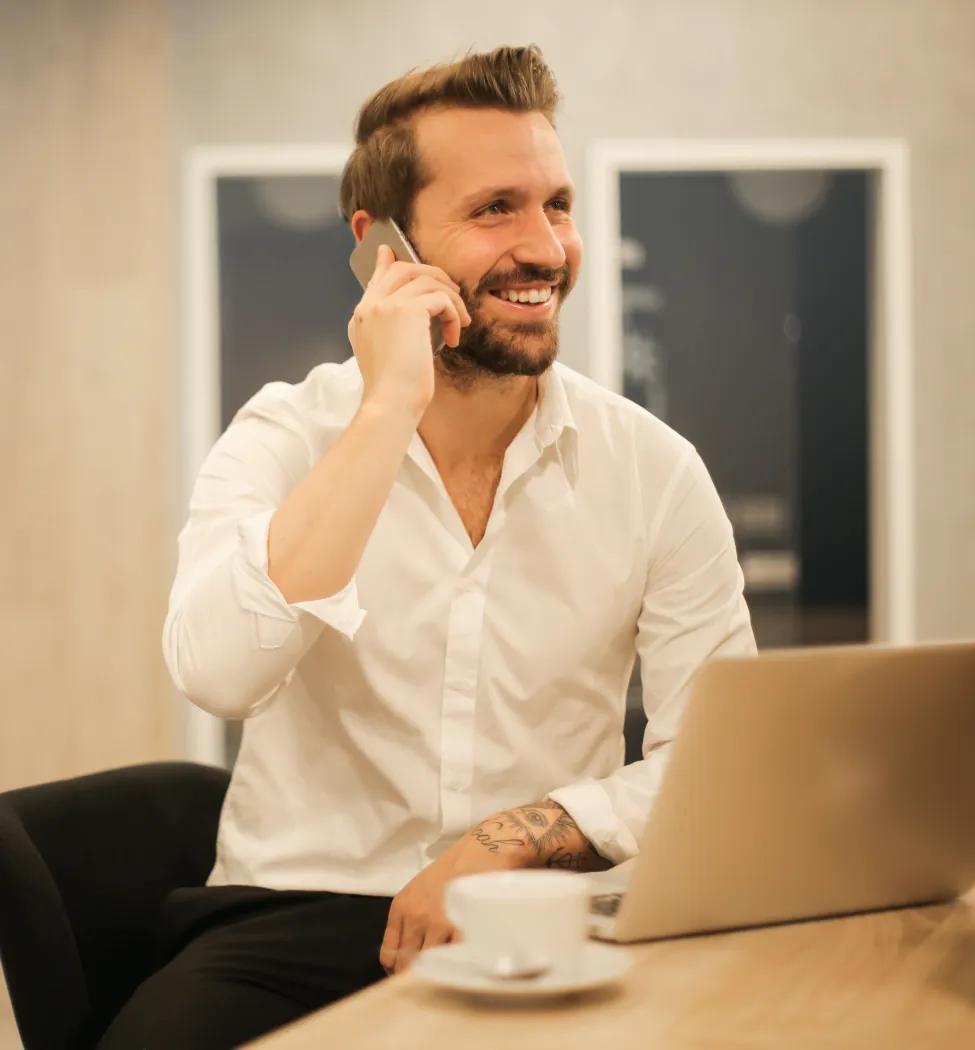 Contacta con consultores especializados